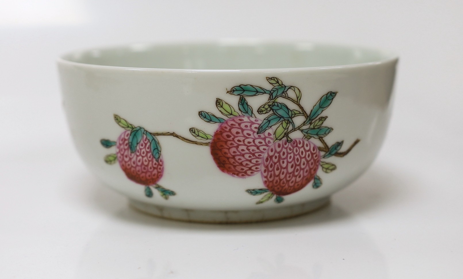 A Chinese peach bowl, 15cms diameter